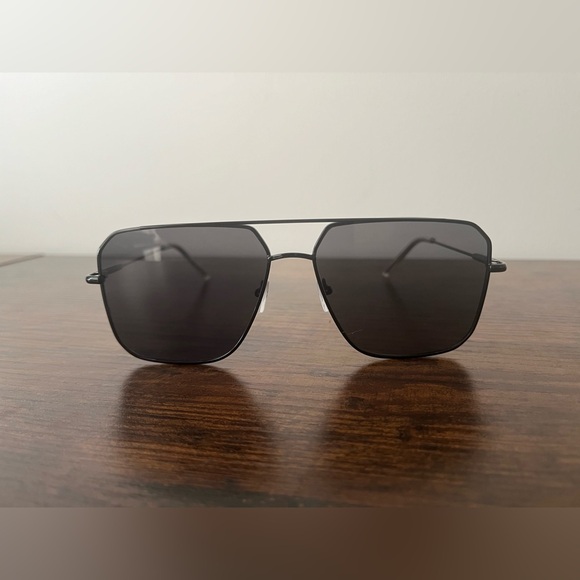 Sunglasses - Picture 1 of 3